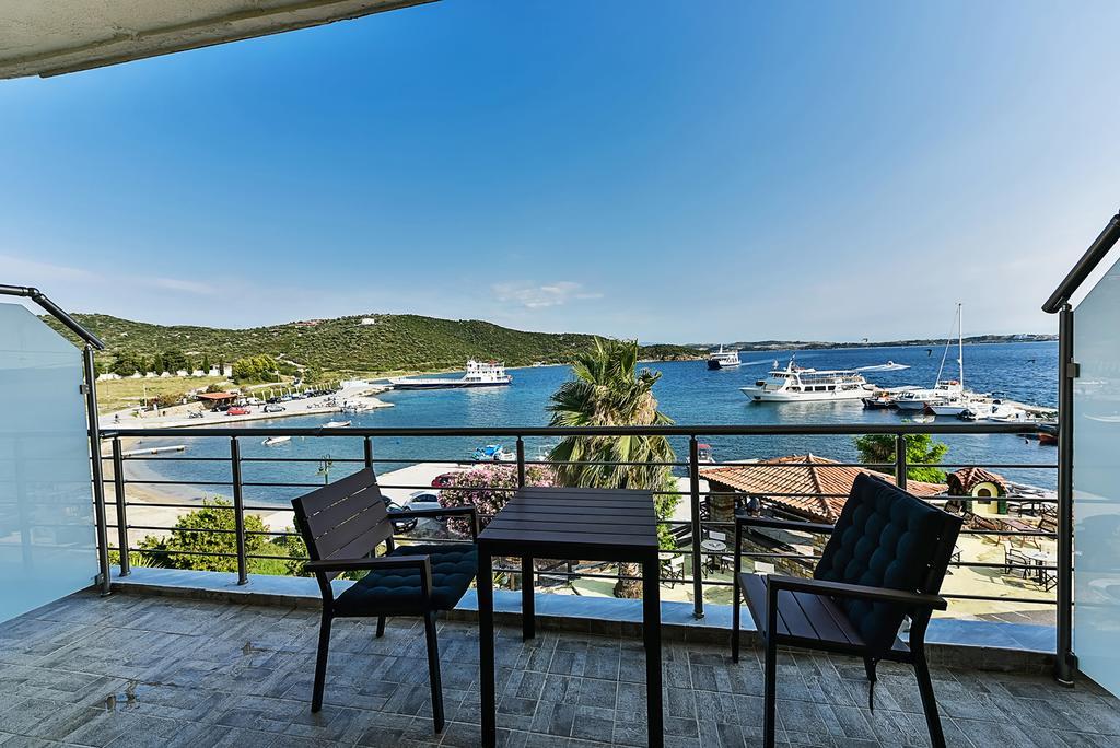 Pension Limani Ammouliani Exterior foto